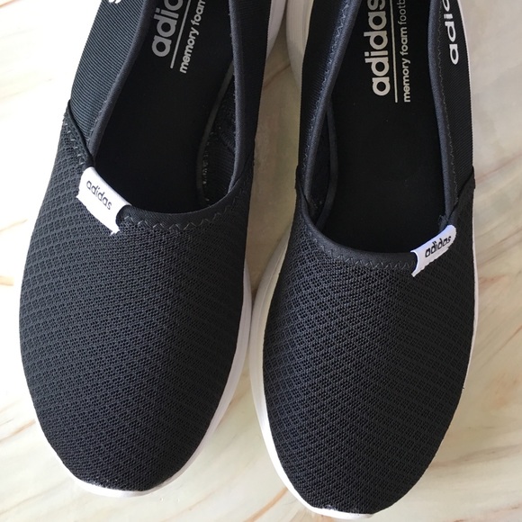 adidas memory foam footbed